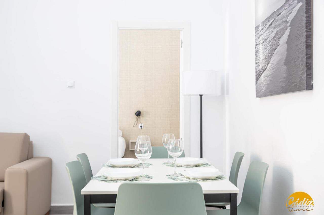The House Of Colors By Cadiz Time Apartment Exterior photo